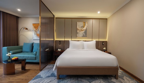  Suite Balcony with City View