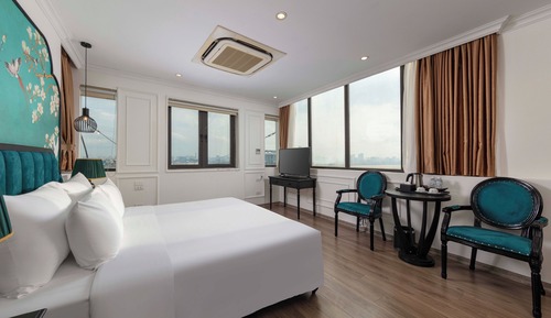 Junior Double Room, 1 King Bed, Lake View
