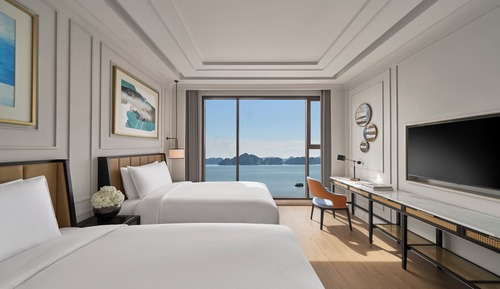 Room, 3 Bedrooms (Residence)