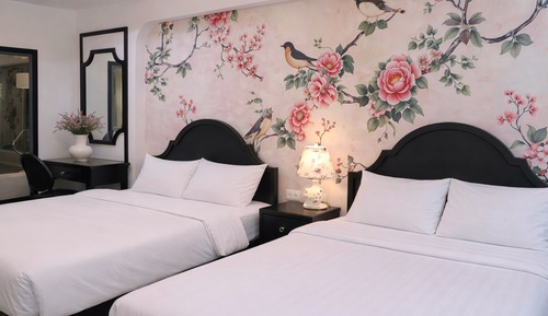 Premier Twin Room, Balcony, Garden View