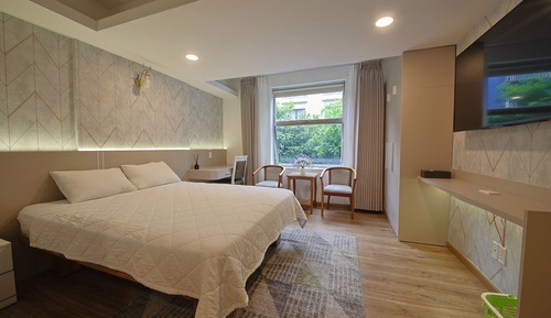 Deluxe Apartment