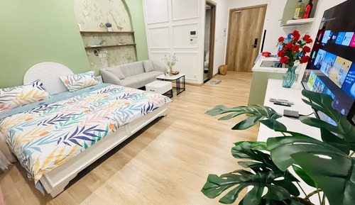 Superior Studio, 1 Queen Bed, Kitchen, City View