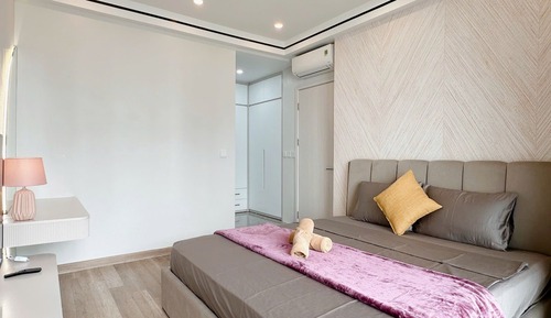 Superior Apartment, 3 Bedrooms, Kitchen, City View