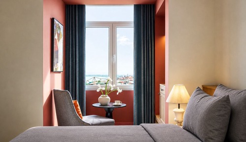 Superior Room, City View