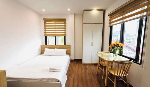 Comfort Room, City View