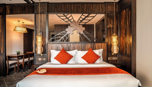 Junior Suite Garden View with Children Themed Room