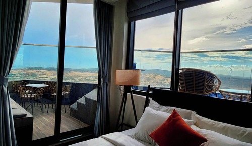 Business Penthouse, 1 Bedroom, Private Pool, Garden View