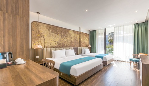 Deluxe Triple Room, Balcony, Mountain View