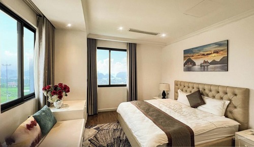 Design Villa, 5 Bedrooms, Private Pool, Courtyard View