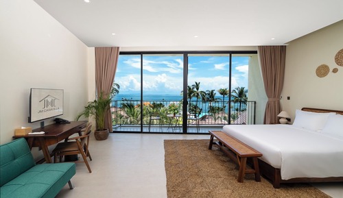 Deluxe Sea View Double with Bathtub