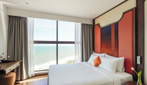 Panoramic Apartment, Beach View