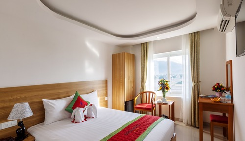 Deluxe Double or Twin Room, City View