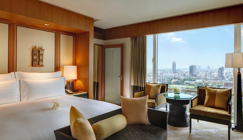 Suite, 1 King Bed (Club lounge access)