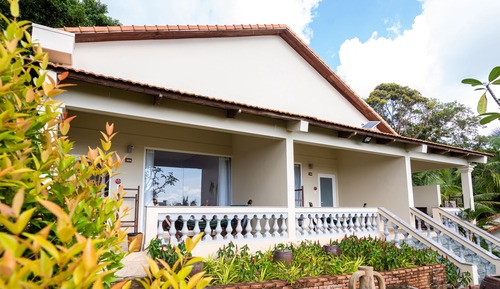 Deluxe Double or Twin Room, Garden View