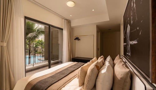 Apartment, 4 Bedrooms, Pool View