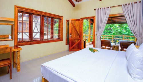 Deluxe Double or Twin Room, Garden View