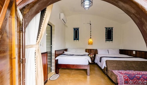 Standard Double Room, Balcony, Mountain View