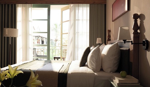 Premier Room, 1 King Bed, River View