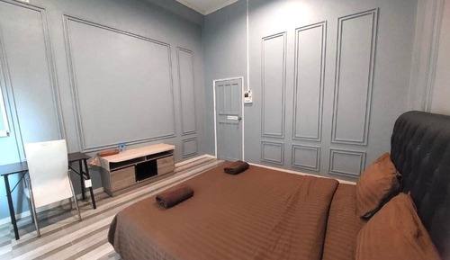 Basic Double Room, City View