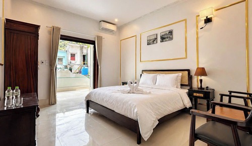 Economy Double Room, City View