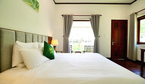 Premium Room, Pool View