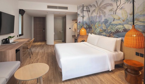 Premier Room, 1 King Bed, Terrace (Garden)