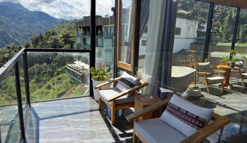 King Room with Balcony