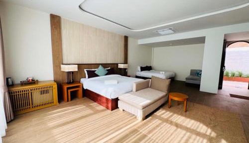 Quadruple Room with Bath