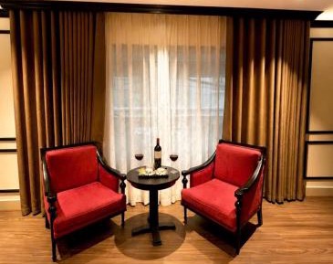 Suite with City View