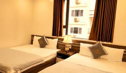 Twin Room with City View