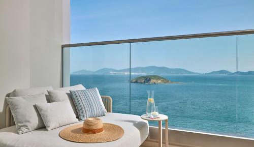 The Level Grand Suite Panoramic Ocean View