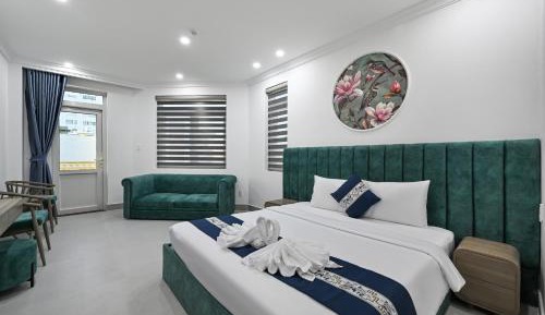 Superior King Room