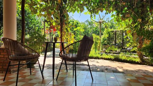 Deluxe Bungalow with Garden View