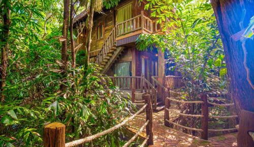 Jungle Bungalow King