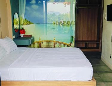 Deluxe Double Room (2 Adults + 1 Child)