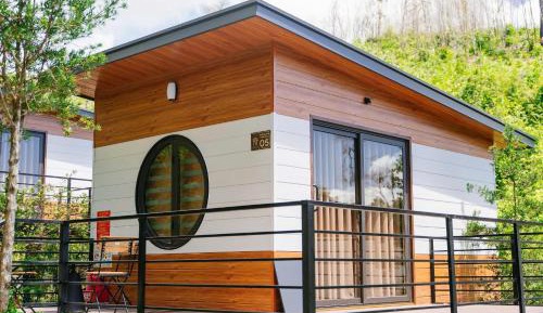 Standard Twin Room with Garden View