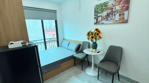 Studio with Balcony