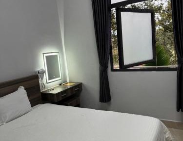 Triple Room with Garden View