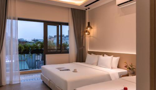 Triple Room with Balcony