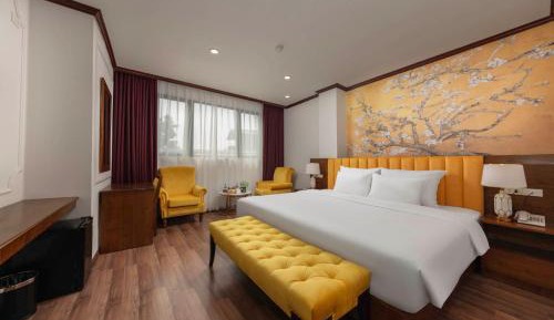 Deluxe Double or Twin Room
