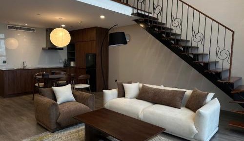 One-Bedroom Apartment with Balcony