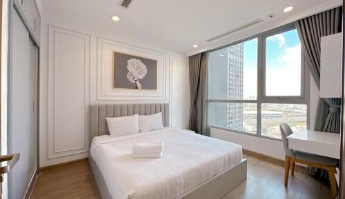 Three-Bedroom Apartment - High Floor