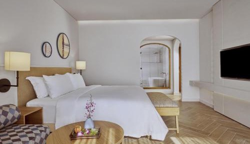 Family Room with One King Bed and Bunk Bed and Sea View
