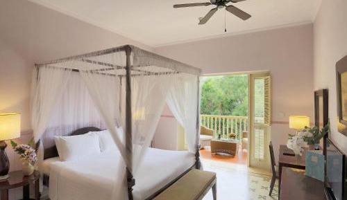 Premier Deluxe Double or Twin Room with Garden View