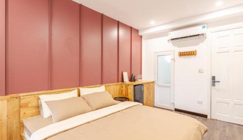 Studio Apartment with Queen Bed