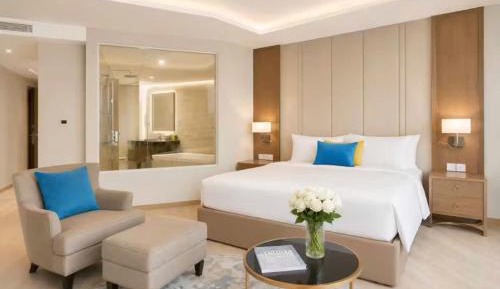Deluxe Suite with Sea View