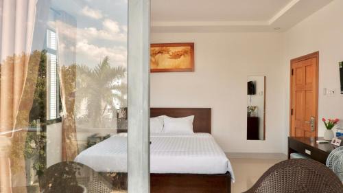 King Room with Balcony