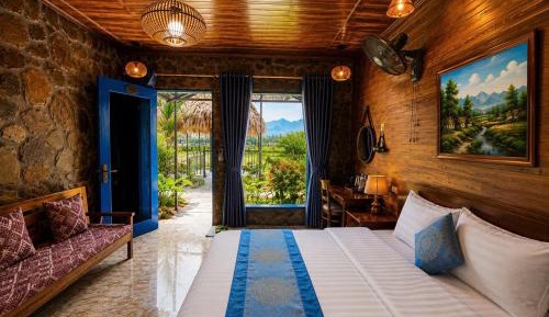 King Room with Mountain View