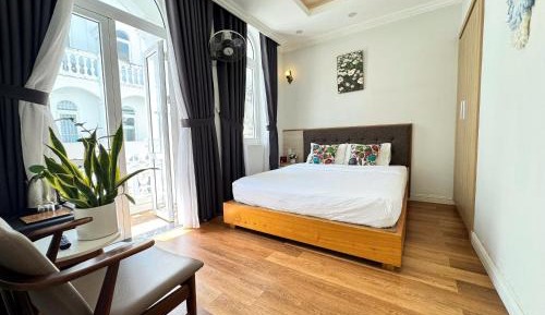 Deluxe Double Room with Balcony