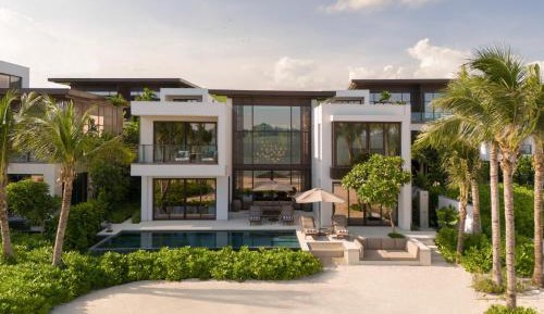 Three-Bedroom Oceanfront Villa with Private Pool